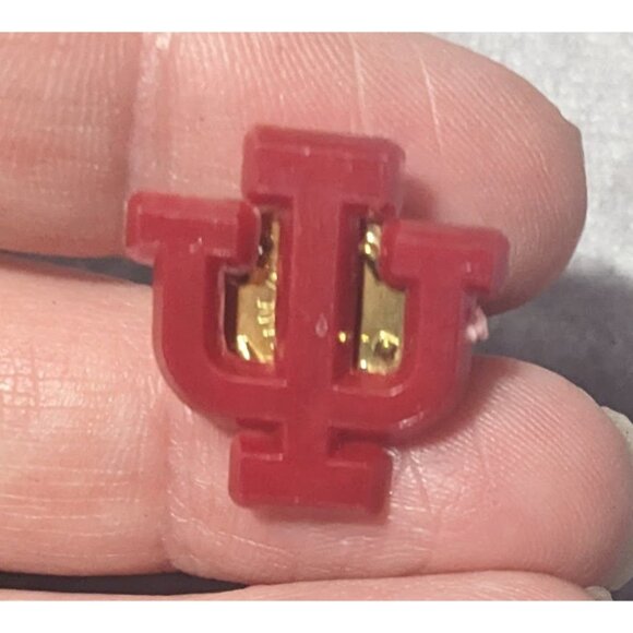 University Of Indiana Hoosiers Red Lapel Pin - Picture 3 of 4